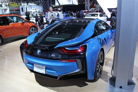 2014 NYIAS: BMW i8 in Protonic Blue