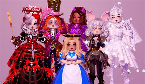 Cosplay Royale High in 2023 | Alice in wonderland outfit, Royalty theme, Aesthetic roblox royale ...