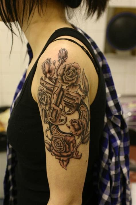 35 Awesome Gun Tattoo Designs | Art and Design