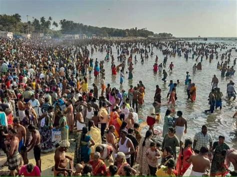 Aadi Amavasai 2023: Devotees Perform Rituals Across TN In Memory Of Their Ancestors - PICS