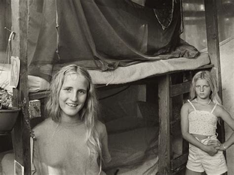 Society’s Dropouts: 48 Eye-Opening Photos Of America’s 1970s Hippie Communes | Hippie culture ...