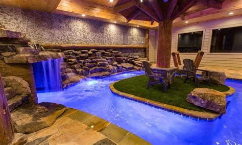 Secluded Mountain Lodge -huge indoor pool -fire pit - Sleeps 24 - Rated ...