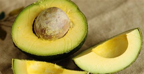 Reed Avocados: Origin, Nutritional Benefits, And Facts - Gardeners' Magazine