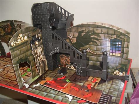 THE COBWEBBED ROOM: 'GHOST CASTLE' - Board Game 1980s