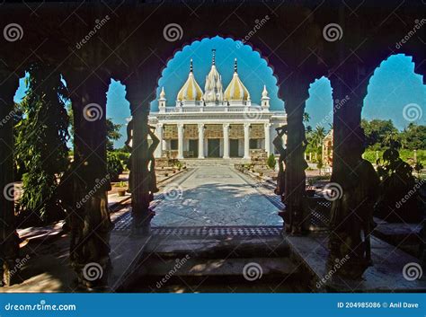 Heritage Architecture-Parasnath Jain Temple; in Kathgola Gardens. Murshidabad Editorial Photo ...