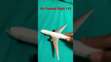 Air Canada flight 143 crash landing animation - YouTube