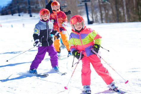 6 Places Where Kids Can Learn to Ski or Snowboard Near Boston | MommyPoppins - Things to do with ...