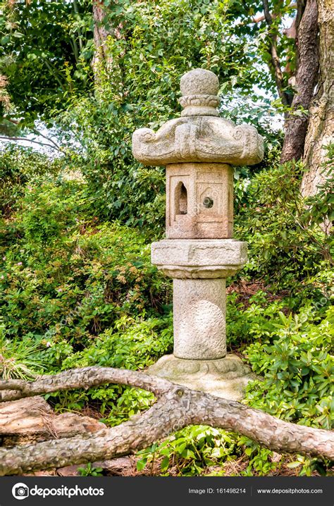 Japanese style stone lantern — Stock Photo © elesi #161498214