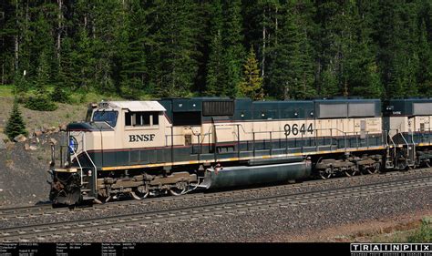 The BNSF Photo Archive - SD70MAC #9644