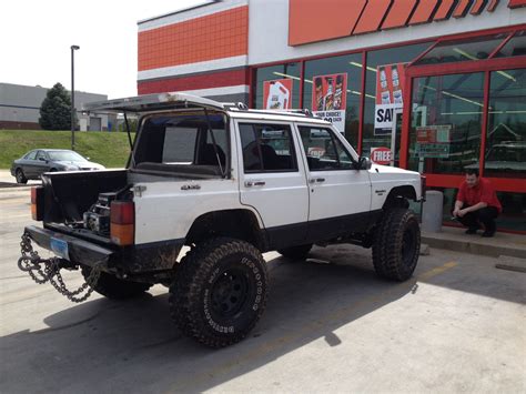 95 Cherokee pickup conversion.. Would be a fun project..!! Somethin different..! | Jeep xj mods ...