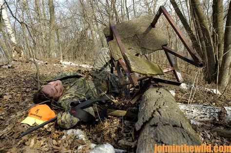 How to Be Safe in a Tree Stand When Hunting Deer - John In The WildJohn ...