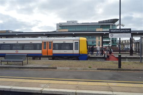 Watford Junction Station © N Chadwick cc-by-sa/2.0 :: Geograph Britain and Ireland