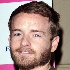 Christopher Masterson - Age, Family, Bio | Famous Birthdays