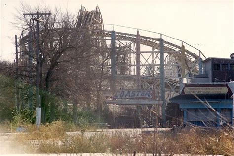 10 Captivating Abandoned Amusement Parks In The United States