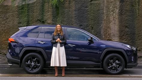 Toyota RAV4 Hybrid 2021 review: Cruiser | CarsGuide