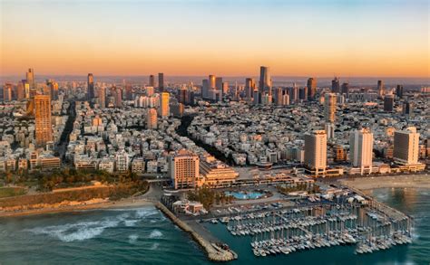 Tel Aviv, Israel's financial and cultural powerhouse - Travis