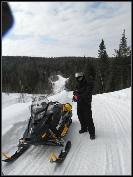 Canada Snowmobile Tour - BikersCurve