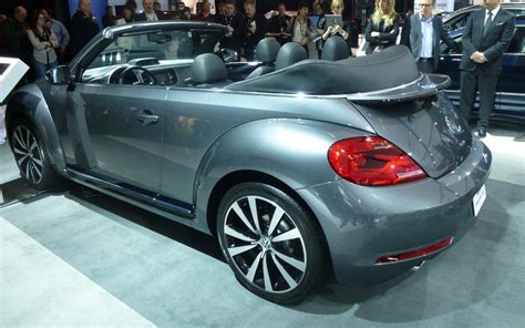 VW Beetle R-Line Cabriolet: Turbo and Wind in the Hair - 3/7