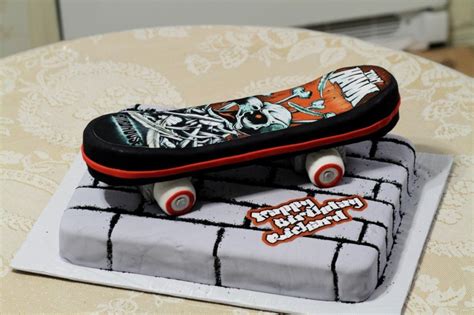 Skateboard Cakes – Decoration Ideas | Little Birthday Cakes ...