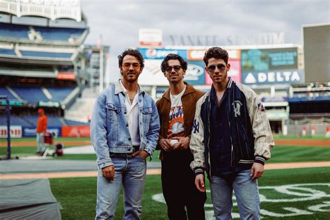 The Jonas Brothers Drop By Yankee Stadium – BeautifulBallad