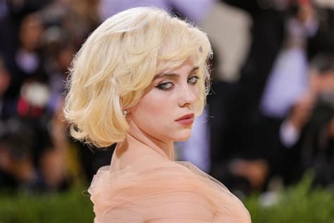 Billie Eilish Had Her Marilyn Monroe Moment on the Met Gala Carpet