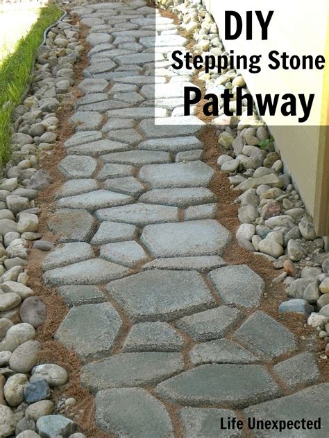 Life Unexpected: DIY Stepping Stone Pathway