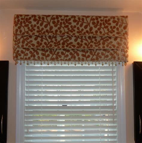 4 Wood blinds under cornice | curtainsbyjoanne | Flickr