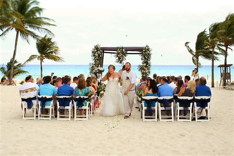 Riu Palace Riviera Maya Beach Wedding - Jennifer and Tony