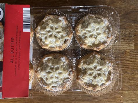 Iceland Luxury All Butter Mince Pies – Mince Pies…. reviewed, rated and ...