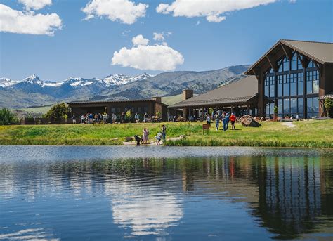 Sage Lodge | A Luxury Montana Resort Near Yellowstone