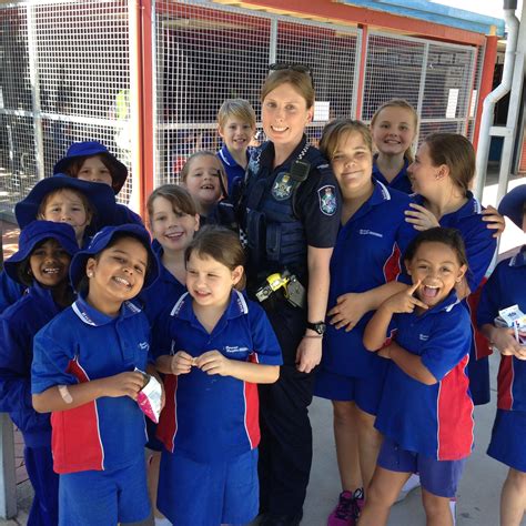 Mum's the word: Browns Plains Police do a surprise visit the students ...