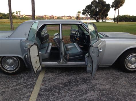 1961 Lincoln Continental Suicide Doors Survivor - Classic Lincoln Continental 1961 for sale