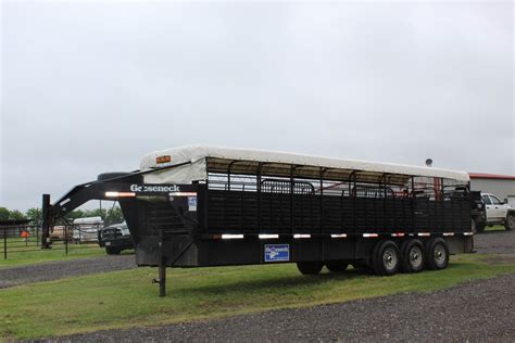 28 X 6 FT GOOSENECK CATTLE TRAILER