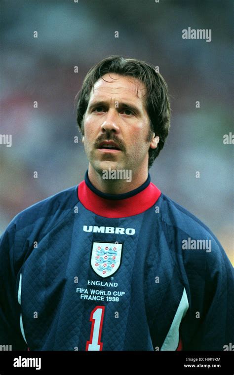 DAVID SEAMAN ENGLAND & ARSENAL FC 26 June 1998 Stock Photo - Alamy