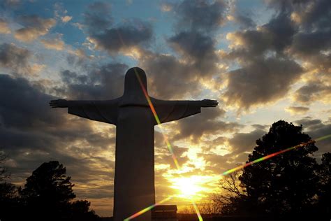 He Is Risen - Christ of the Ozarks - Eureka Springs Arkansas Photograph by Gregory Ballos - Fine ...