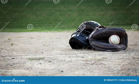 Catchers helmet and Glove stock image. Image of athletic - 90064179