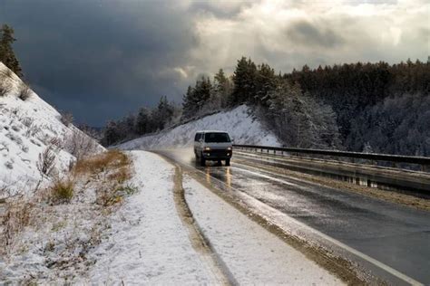 Winter road — Stock Photo © ssuaphoto #2262136