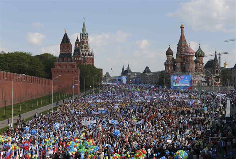 Russia stages first Red Square May Day parade since Soviet days