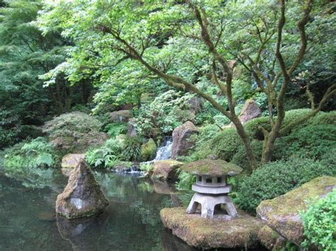 Japanese Garden waterfall | knitNkwilt