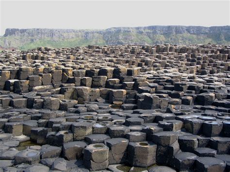 Hexagonal basalt columns : r/MineralPorn