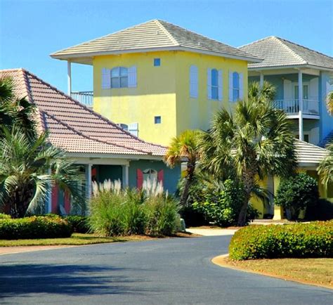 Emerald Shores Destin Florida | Gated resort vacation rentals