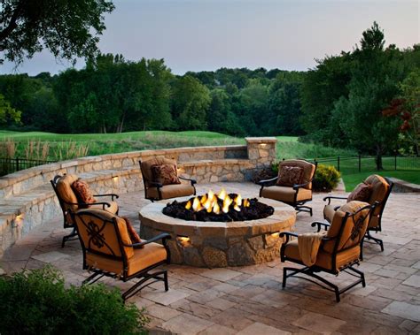 How To Set Up Outdoor Seating For Fire Pits?