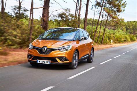 Renault Scenic | Reviews, Test Drives | Complete Car