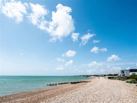 Pevensey Bay - Things to Do Near Me | AboutBritain.com