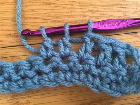 How to Make a Double Crochet Stitch