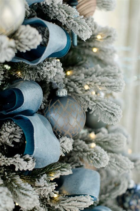 Christmas decorations blue themed - featured in ElleDecor | bluegraygal