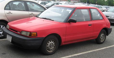 1990 Mazda 323 - Information and photos - MOMENTcar