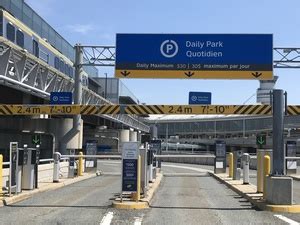 Toronto Pearson International Airport (YYZ) Parking | ParkWhiz