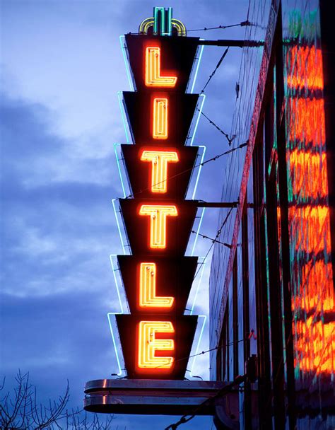 16 Photographs at The Little Theatre, Rochester NY « Matthew Nash