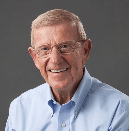 Lou Holtz Age, Biography, Education, and Height - EducationWeb